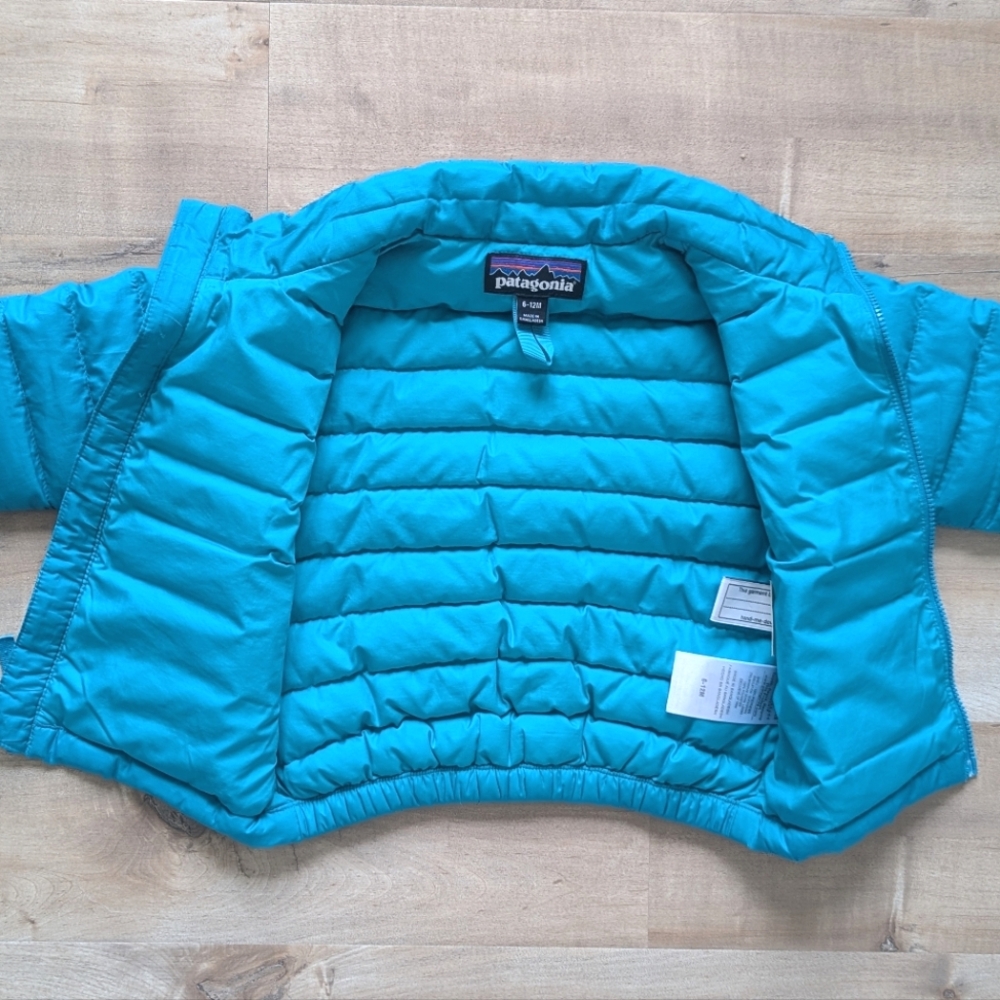 Patagonia Baby Down Sweater in Turquoise - Size 6-12M - Picture 4 of 8